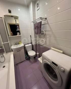 2-к квартира, вторичка, 62м2, 1/8 этаж