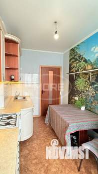 2-к квартира, вторичка, 50м2, 8/9 этаж
