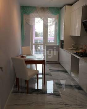 1-к квартира, вторичка, 42м2, 3/7 этаж