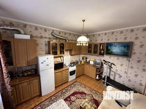 2-к квартира, вторичка, 62м2, 1/6 этаж