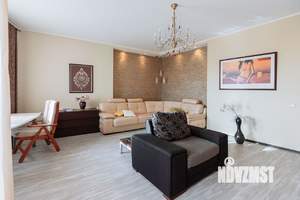 2-к квартира, вторичка, 84м2, 7/9 этаж