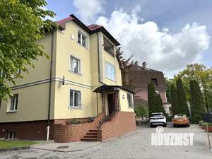 3-к квартира, вторичка, 108м2, 1/3 этаж