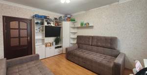 2-к квартира, вторичка, 58м2, 10/10 этаж