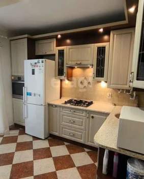 2-к квартира, вторичка, 50м2, 9/9 этаж