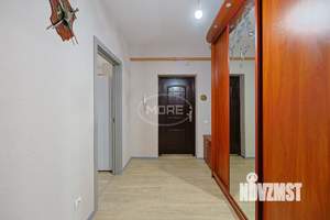 2-к квартира, вторичка, 63м2, 1/9 этаж