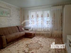 2-к квартира, вторичка, 64м2, 9/9 этаж