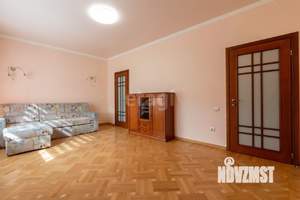 2-к квартира, вторичка, 103м2, 4/7 этаж
