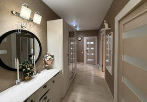 2-к квартира, вторичка, 62м2, 9/9 этаж