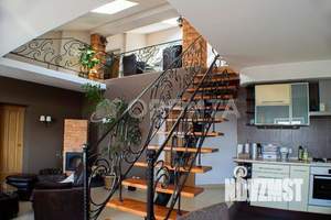 4-к квартира, вторичка, 109м2, 7/8 этаж