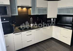 3-к квартира, вторичка, 97м2, 1/7 этаж