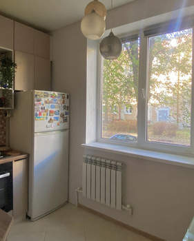 2-к квартира, вторичка, 50м2, 1/3 этаж