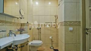 2-к квартира, вторичка, 77м2, 7/7 этаж