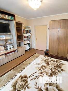 3-к квартира, вторичка, 82м2, 9/10 этаж